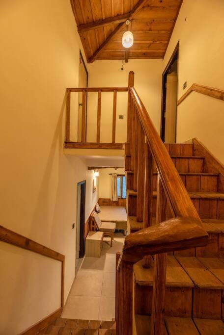 Dream Cottage 3 Pet-Friendly 2Br W Mountain View Mukteshwar Εξωτερικό φωτογραφία